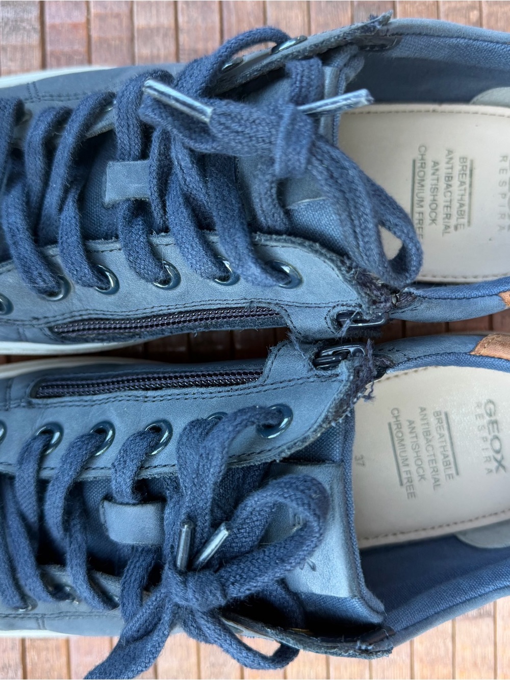 Geox boys Navy Lace-Up Sneakers with Side Zipper
